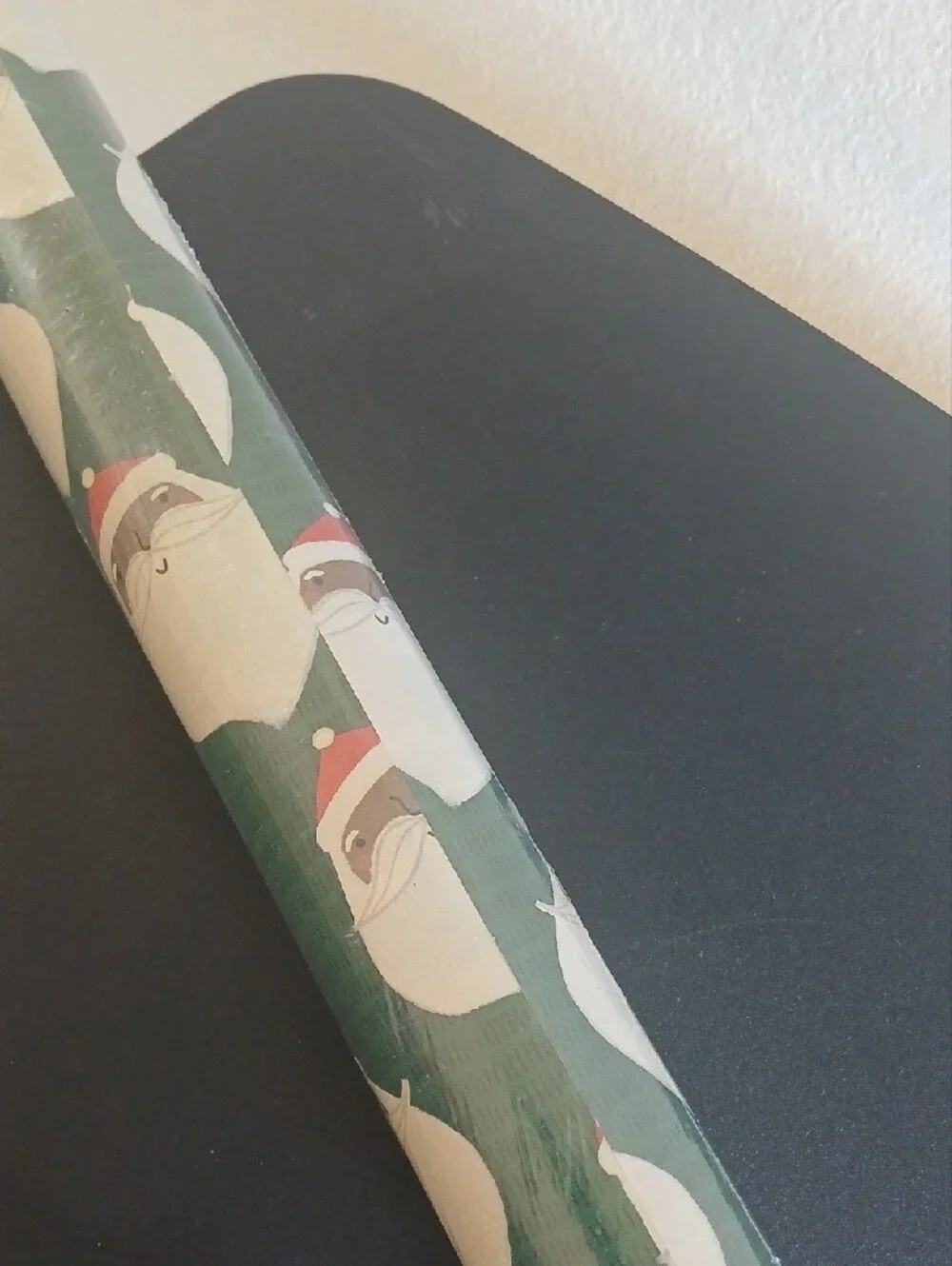African American Santa Wrapping Paper Roll - Green & Red (NIP)